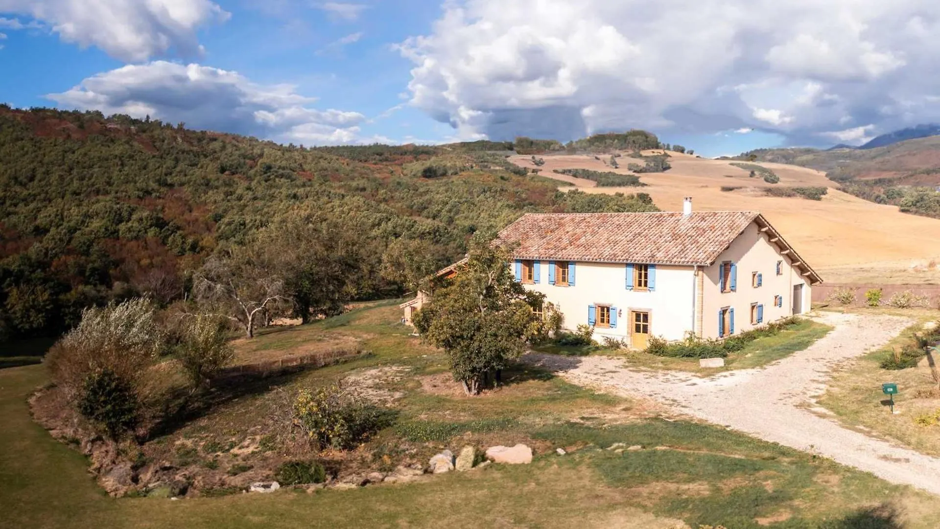 Escapade A La Metairie De Rouzies - Piscine Et Nature Tauriac  Дом отдыха Tauriac (Tarn)